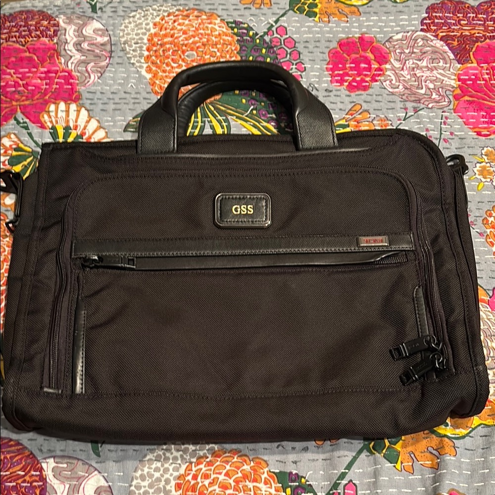 Tumi ALPHA
Slim Deluxe Portfolio